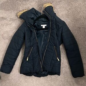 H&M Women’s Navy Puffer Jacket